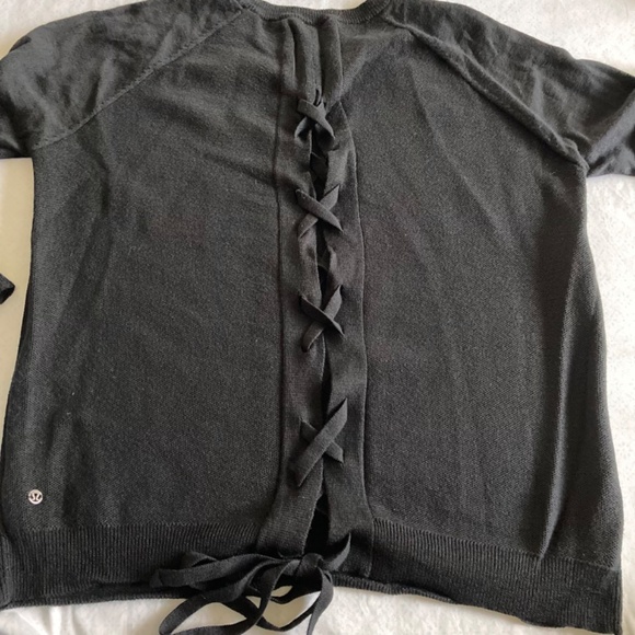 Lululemon Women’s sweater - Picture 3 of 6